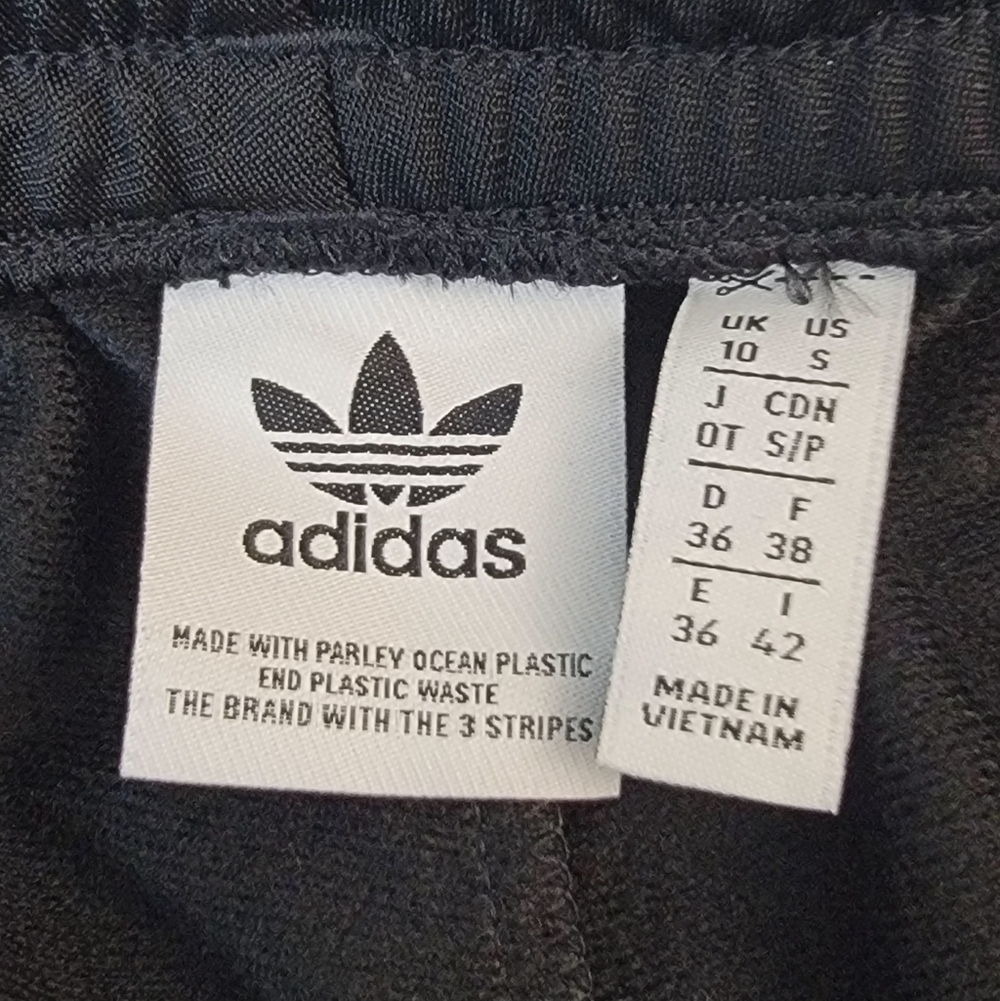 *BNWOT* Adidas Adicolor Classics Firebird Track Pants - Picture 4 of 7